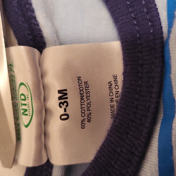 Two Sesame Street Cookie Monster onesies/bodysuits - Picture 3 of 6